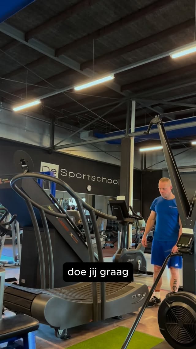 Heb jij onze curve-loopband al eens geprobeerd?

#emmen #desportschool #altijdbegeleiding #curveloopband