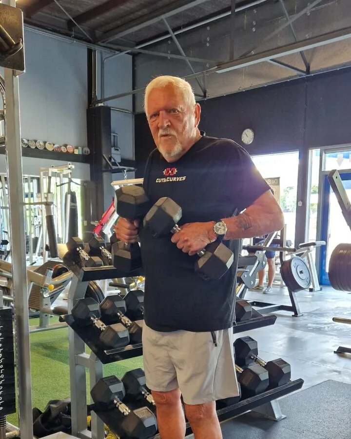 Jan Hooft traint bij De Sportschool in Emmen